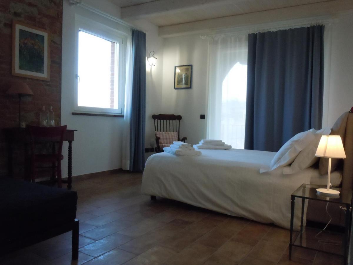 Vila Antica Cascina Pilo Monchiero Exteriér fotografie